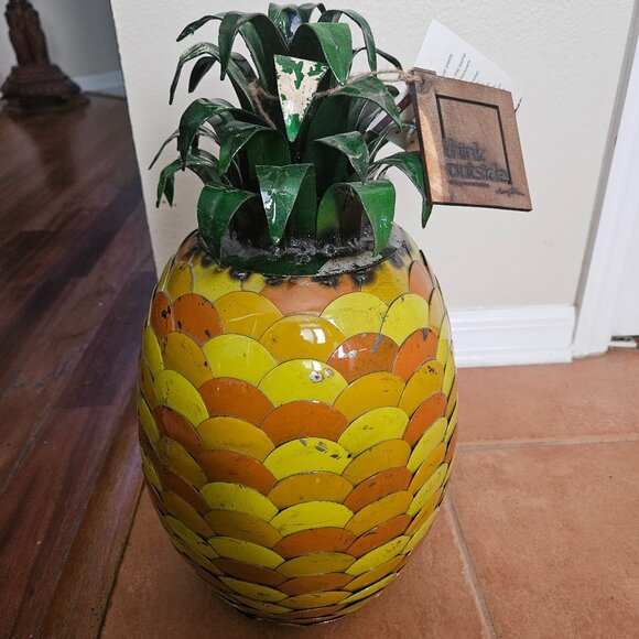 RARE THINK OUTSIDE PINEAPPLE HAND WELDED METAL ART WINE COOLER BEVERAGE HOLDER - Picture 5 of 16
